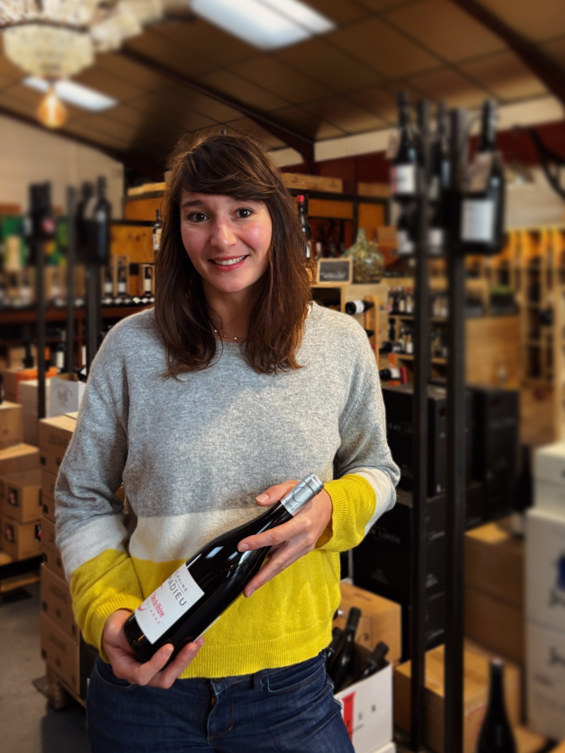 caviste anglet membre de l'équipe de la palette des vins anglet
